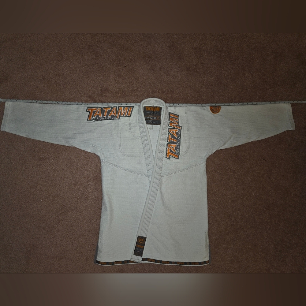 Tatami Estilo 4.0 White Jiu-Jitsu Gi A2 (Fits Like A1)